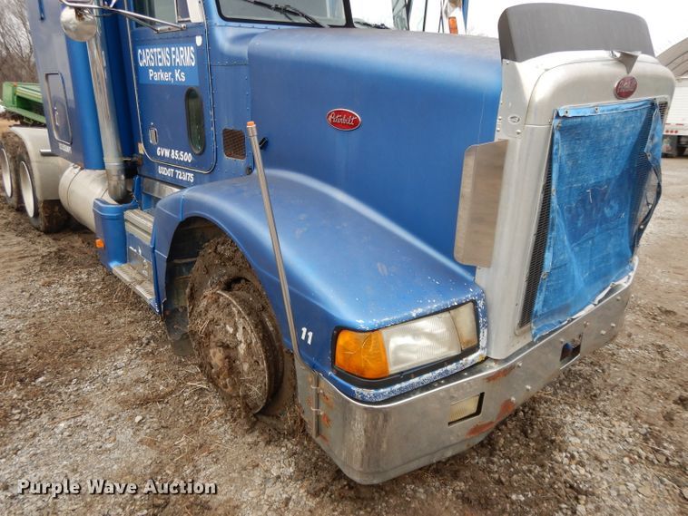 image for item DL2746 1989 Peterbilt 377  semi truck