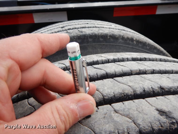 image for item GG9303 2016 Liddell AP60D lowboy equipment trailer