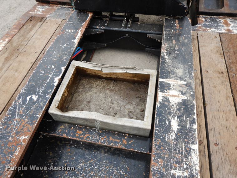 image for item GG9303 2016 Liddell AP60D lowboy equipment trailer