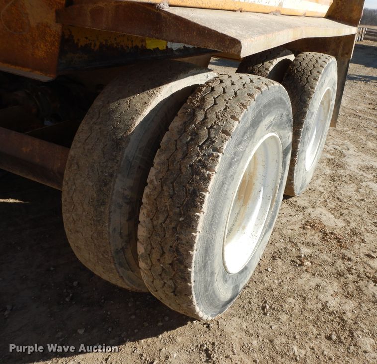 image for item GG9319 1994 Load King Originator 2060  bottom dump trailer