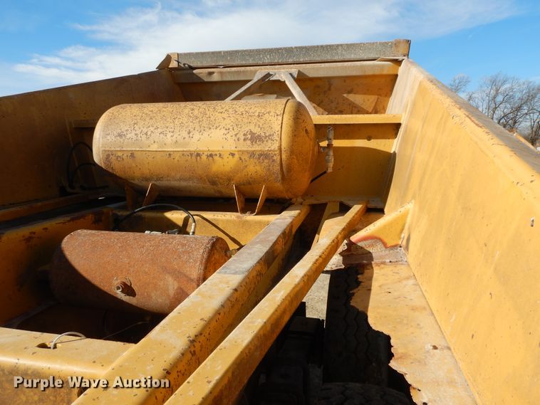 image for item GG9319 1994 Load King Originator 2060  bottom dump trailer