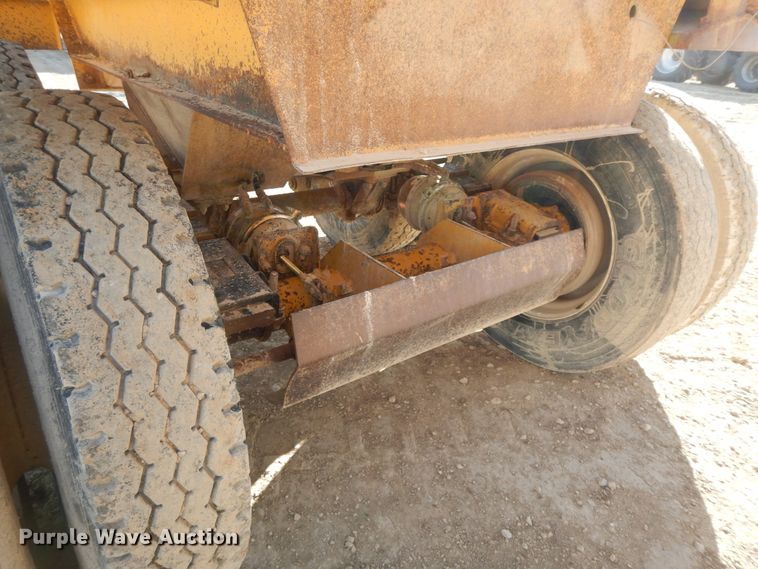 image for item GG9319 1994 Load King Originator 2060  bottom dump trailer