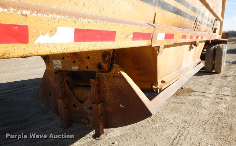 image for item GG9320 1994 Load King Originator 2060  bottom dump trailer