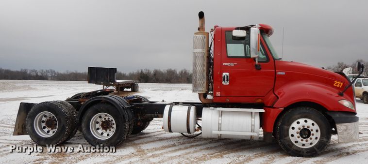 image for item GG9337 2012 International ProStar Plus Eagle  semi truck