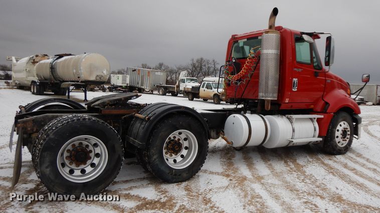 image for item GG9337 2012 International ProStar Plus Eagle  semi truck