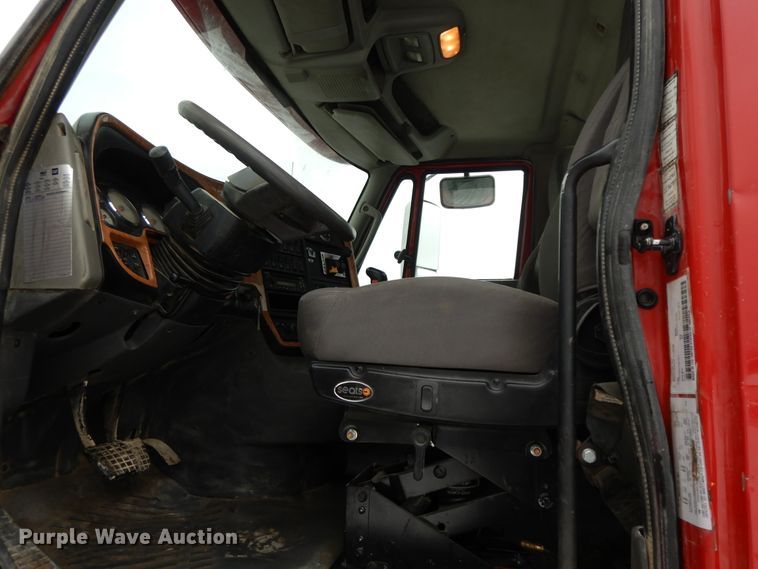 image for item GG9337 2012 International ProStar Plus Eagle  semi truck