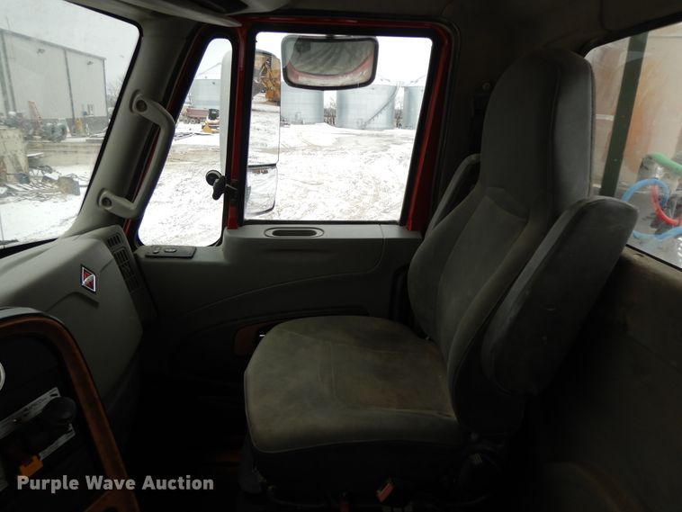 image for item GG9337 2012 International ProStar Plus Eagle  semi truck