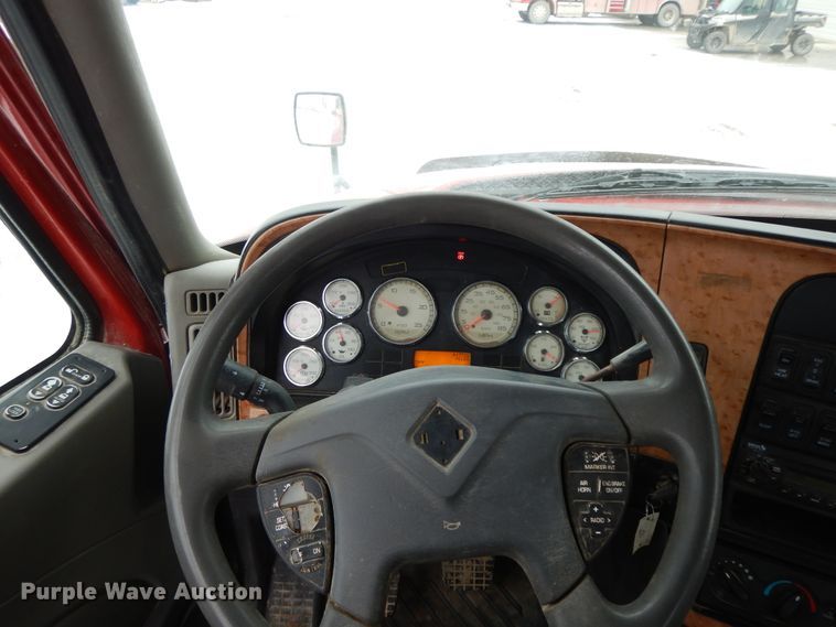 image for item GG9337 2012 International ProStar Plus Eagle  semi truck