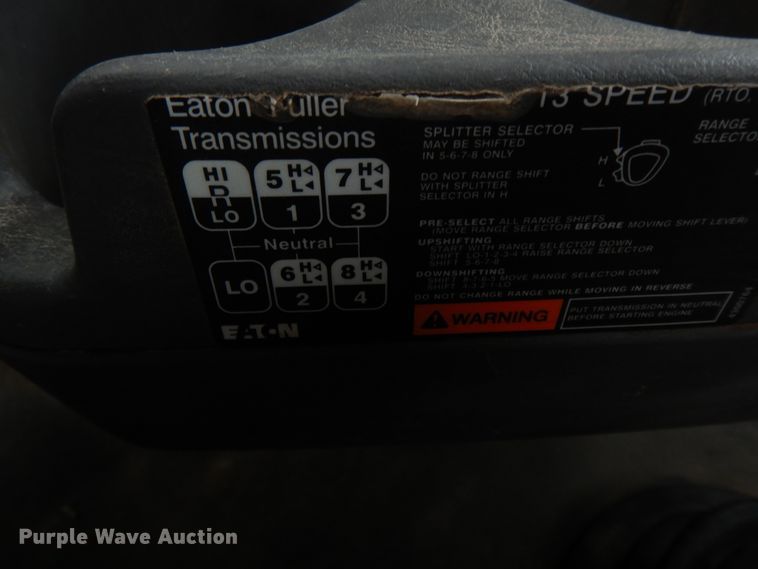 image for item GG9337 2012 International ProStar Plus Eagle  semi truck