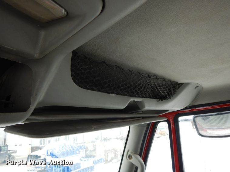 image for item GG9337 2012 International ProStar Plus Eagle  semi truck