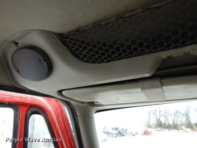 image for item GG9337 2012 International ProStar Plus Eagle  semi truck