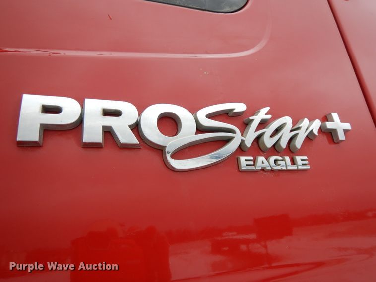 image for item GG9337 2012 International ProStar Plus Eagle  semi truck