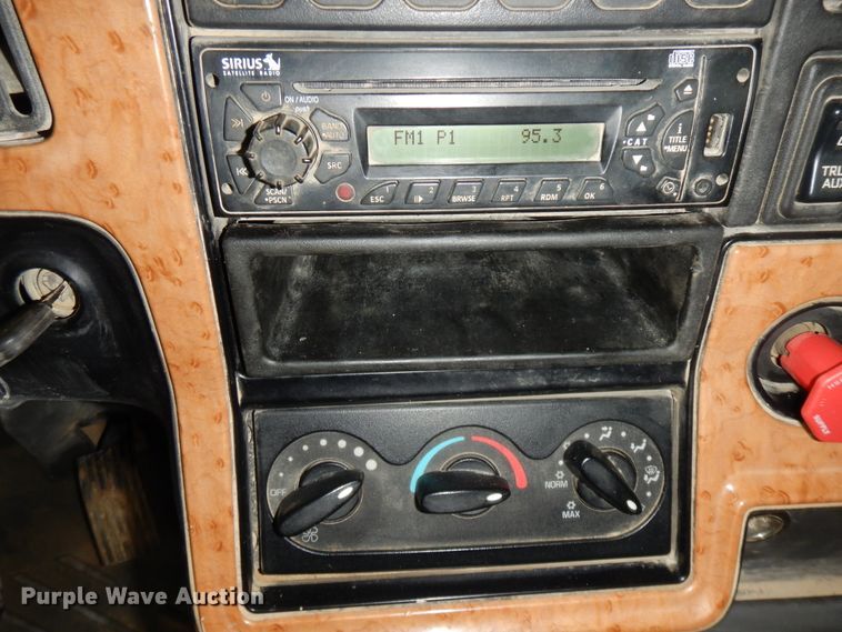 image for item GG9338 2012 International ProStar Plus Eagle  semi truck