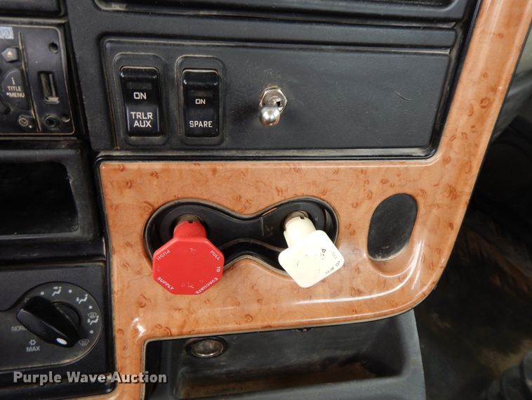 image for item GG9338 2012 International ProStar Plus Eagle  semi truck