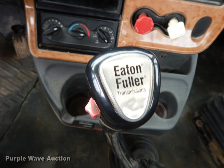 image for item GG9338 2012 International ProStar Plus Eagle  semi truck