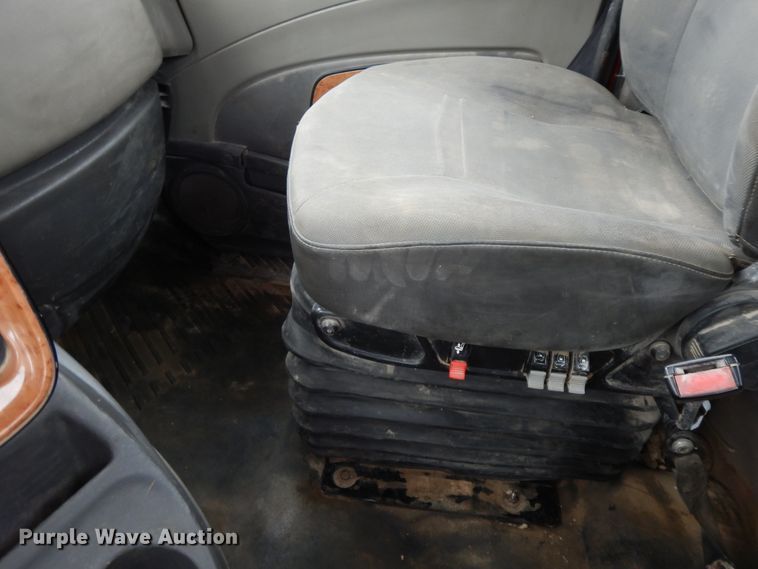 image for item GG9338 2012 International ProStar Plus Eagle  semi truck