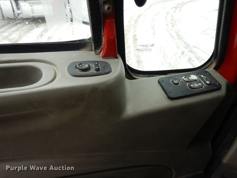 image for item GG9338 2012 International ProStar Plus Eagle  semi truck