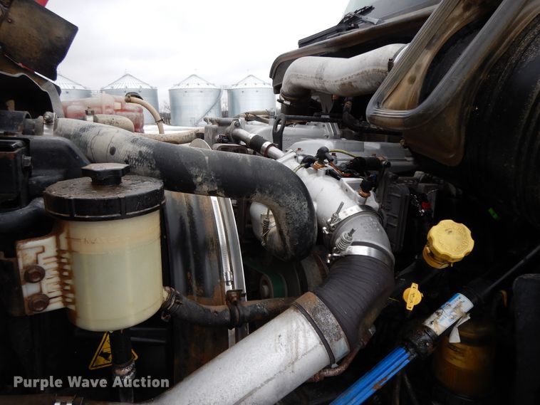 image for item GG9338 2012 International ProStar Plus Eagle  semi truck