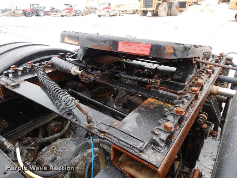 image for item GG9338 2012 International ProStar Plus Eagle  semi truck