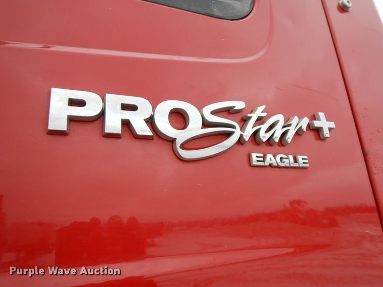 image for item GG9338 2012 International ProStar Plus Eagle  semi truck