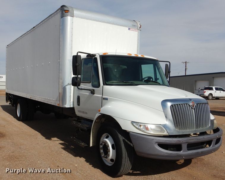 image for item HC9155 2013 International DuraStar 4300 M7  box truck