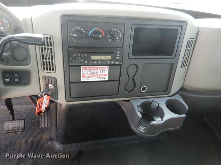 image for item HC9155 2013 International DuraStar 4300 M7  box truck