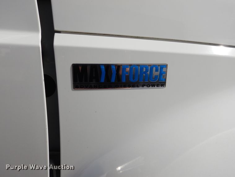 image for item HC9155 2013 International DuraStar 4300 M7  box truck