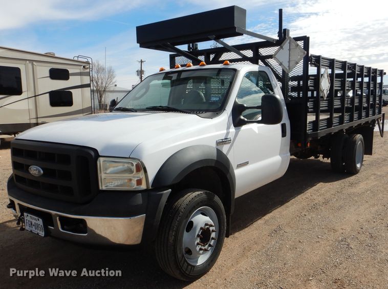 image for item HC9156 2006 Ford F450 Super Duty  flat bed truck