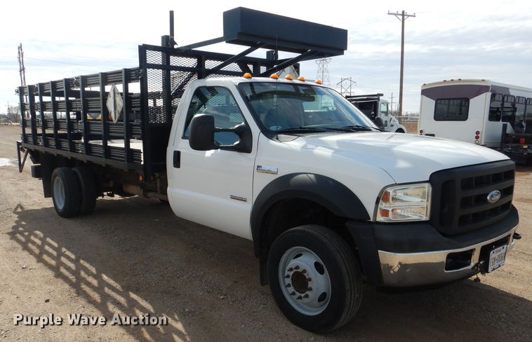 image for item HC9156 2006 Ford F450 Super Duty  flat bed truck