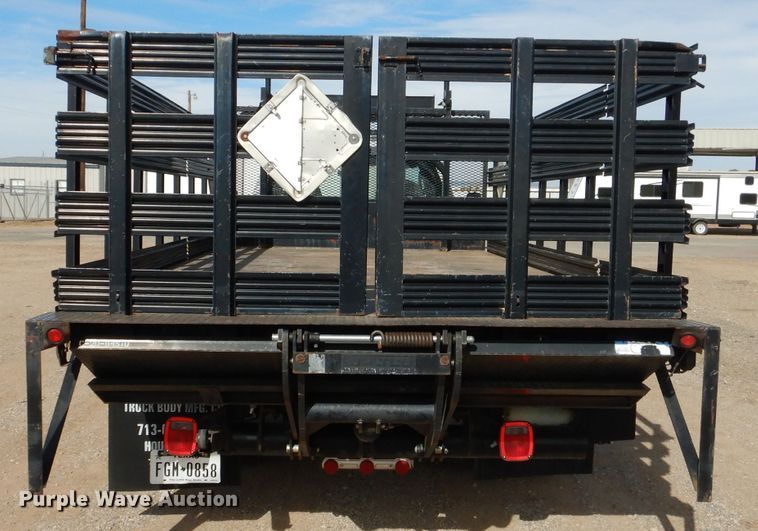 image for item HC9156 2006 Ford F450 Super Duty  flat bed truck