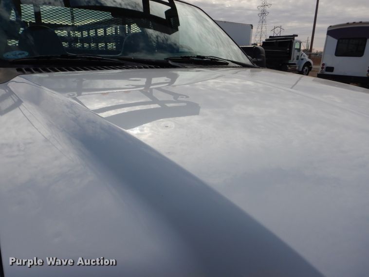 image for item HC9156 2006 Ford F450 Super Duty  flat bed truck