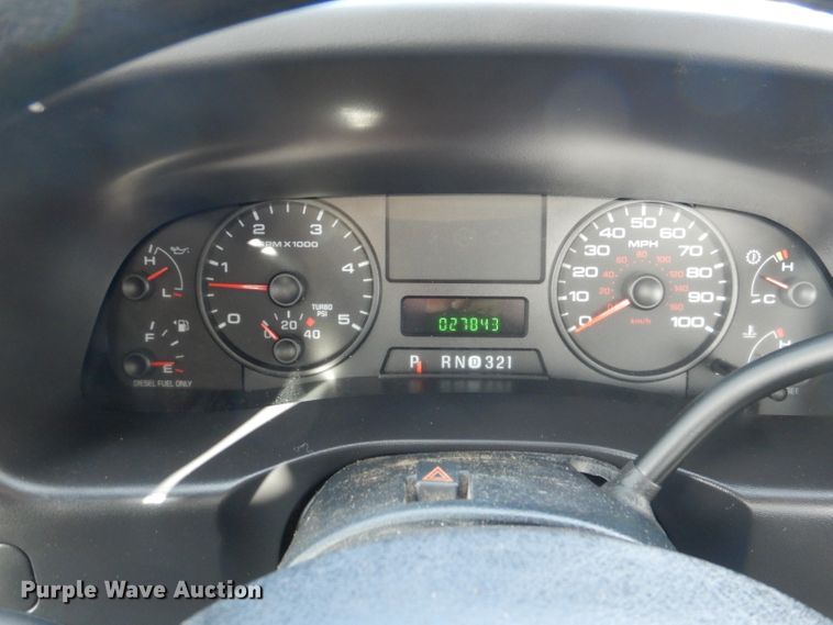 image for item HC9156 2006 Ford F450 Super Duty  flat bed truck