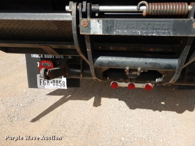 image for item HC9156 2006 Ford F450 Super Duty  flat bed truck