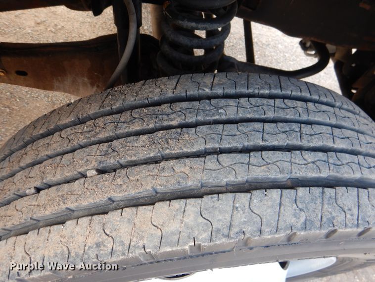 image for item HC9156 2006 Ford F450 Super Duty  flat bed truck