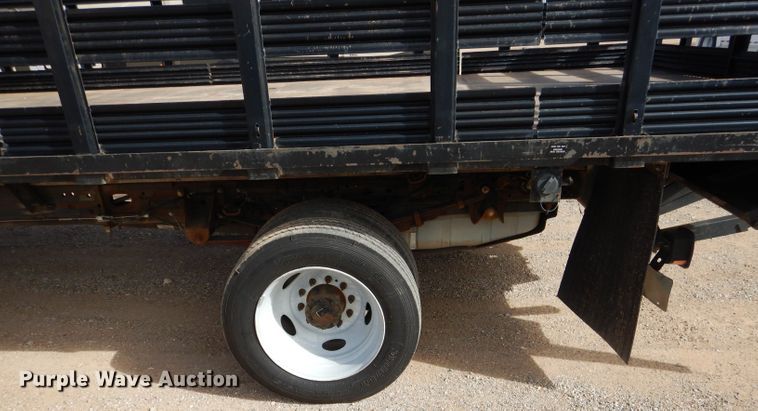 image for item HC9156 2006 Ford F450 Super Duty  flat bed truck