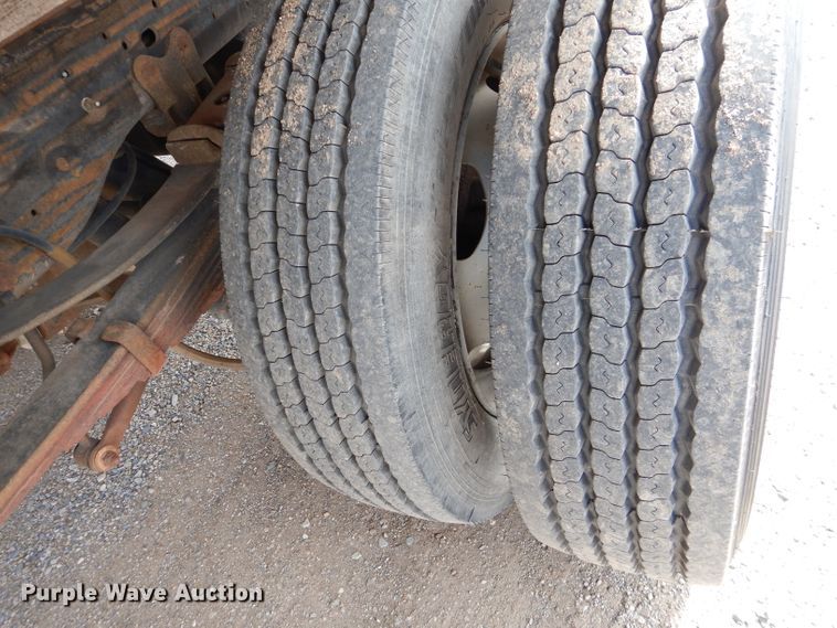 image for item HC9156 2006 Ford F450 Super Duty  flat bed truck