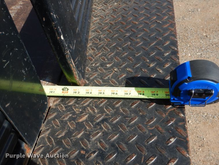 image for item HC9156 2006 Ford F450 Super Duty  flat bed truck