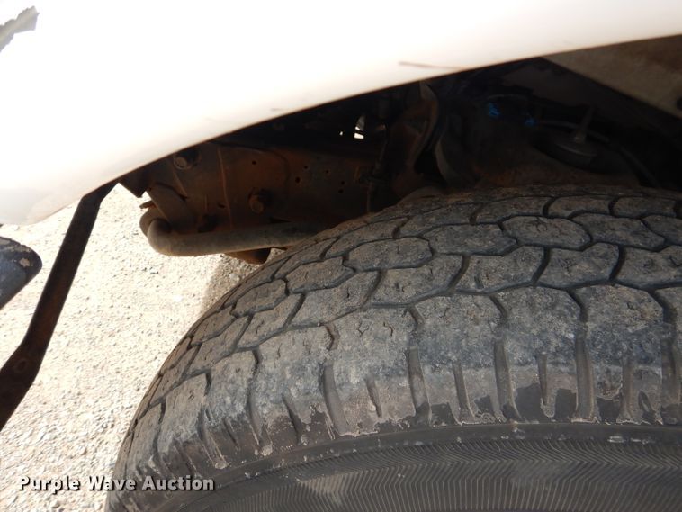 image for item HC9157 2010 Chevrolet Express 3500  box truck