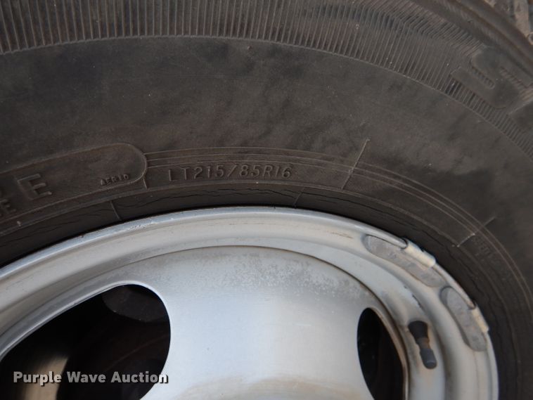 image for item HC9157 2010 Chevrolet Express 3500  box truck