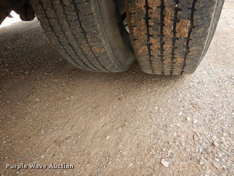 image for item HC9157 2010 Chevrolet Express 3500  box truck