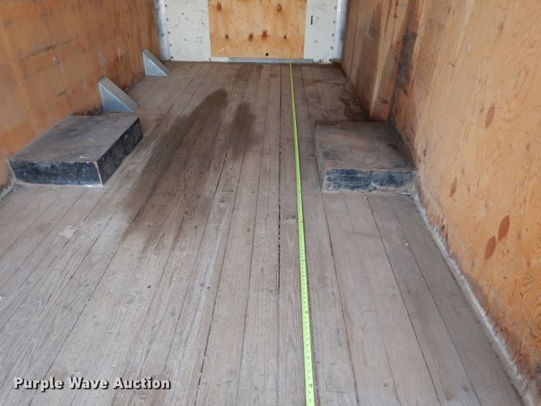 image for item HC9157 2010 Chevrolet Express 3500  box truck