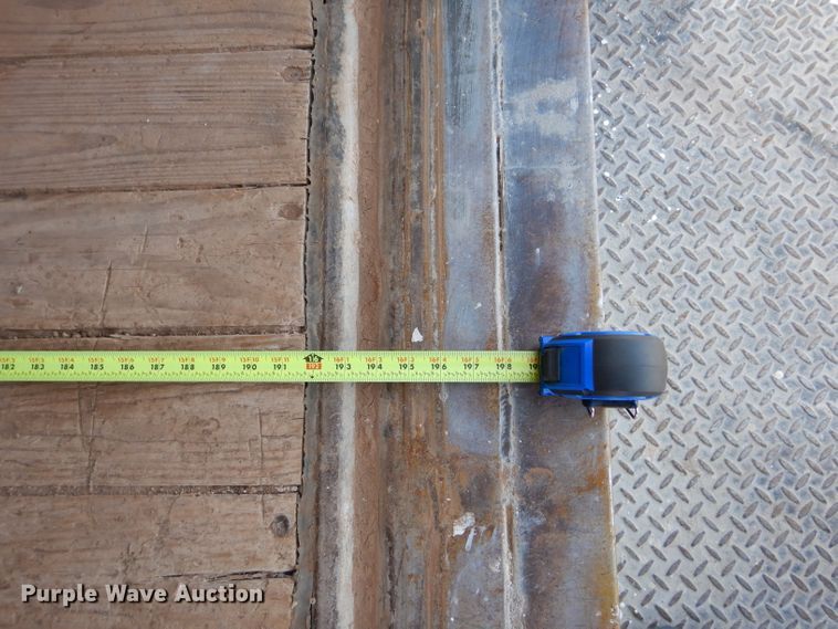 image for item HC9157 2010 Chevrolet Express 3500  box truck