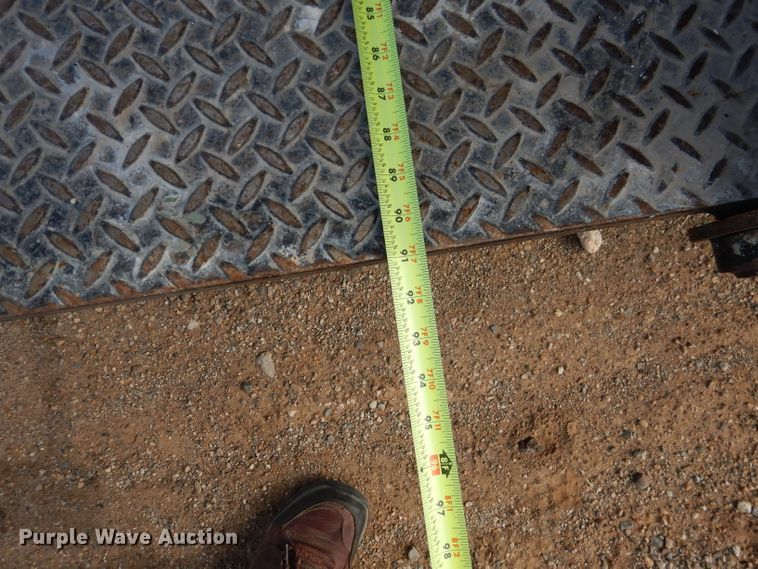 image for item HC9157 2010 Chevrolet Express 3500  box truck