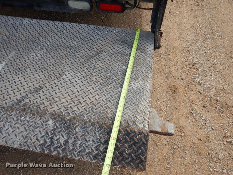 image for item HC9157 2010 Chevrolet Express 3500  box truck