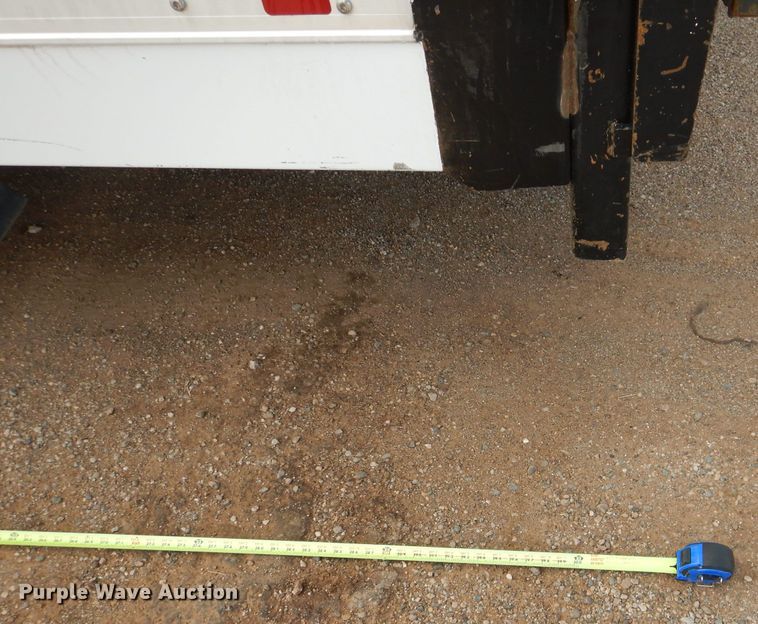 image for item HC9157 2010 Chevrolet Express 3500  box truck