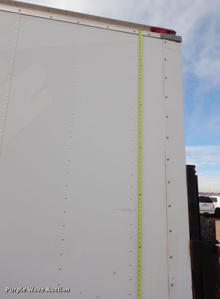 image for item HC9157 2010 Chevrolet Express 3500  box truck