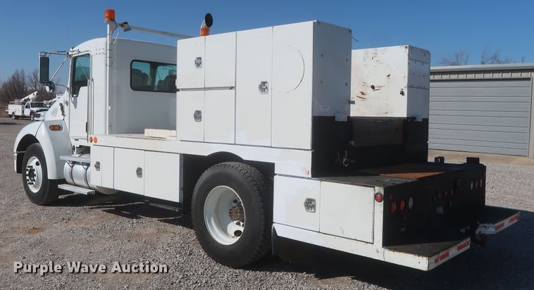 image for item HK9684 2008 Kenworth T300  utility/service truck