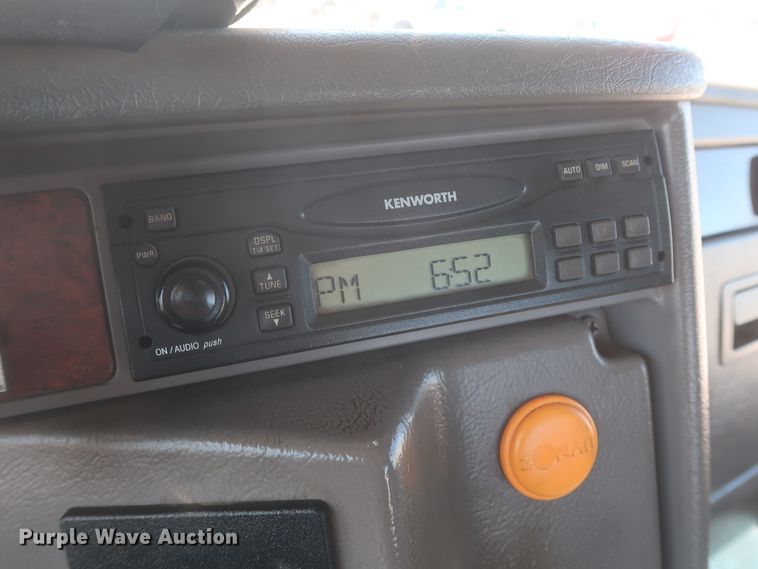 image for item HK9684 2008 Kenworth T300  utility/service truck