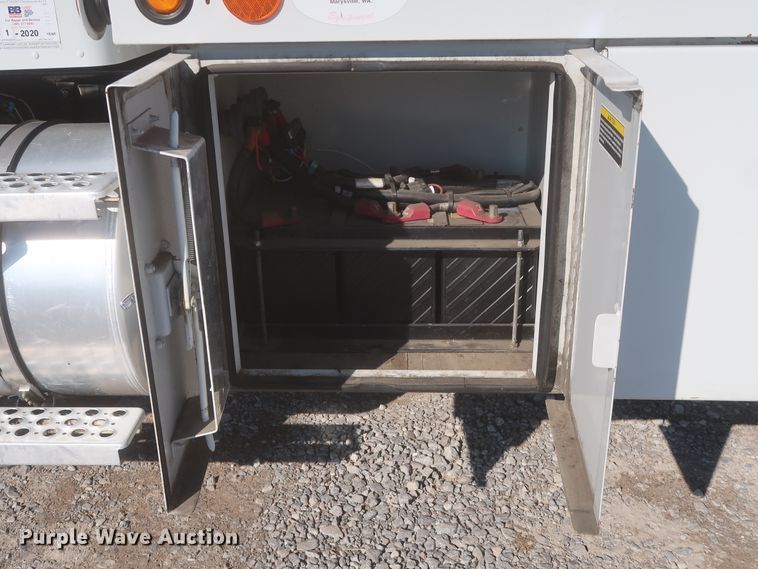 image for item HK9684 2008 Kenworth T300  utility/service truck