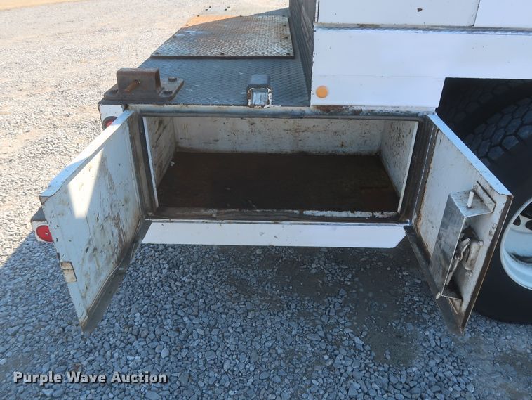 image for item HK9684 2008 Kenworth T300  utility/service truck